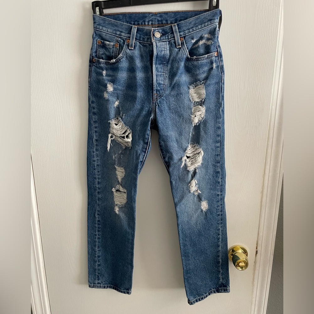 Levi’s 501 cropped jeans